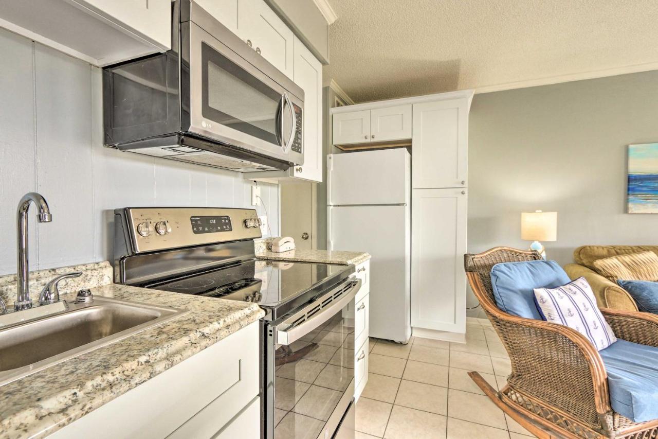 Hilton Head Ocean-view Steps To Beach! Apartment